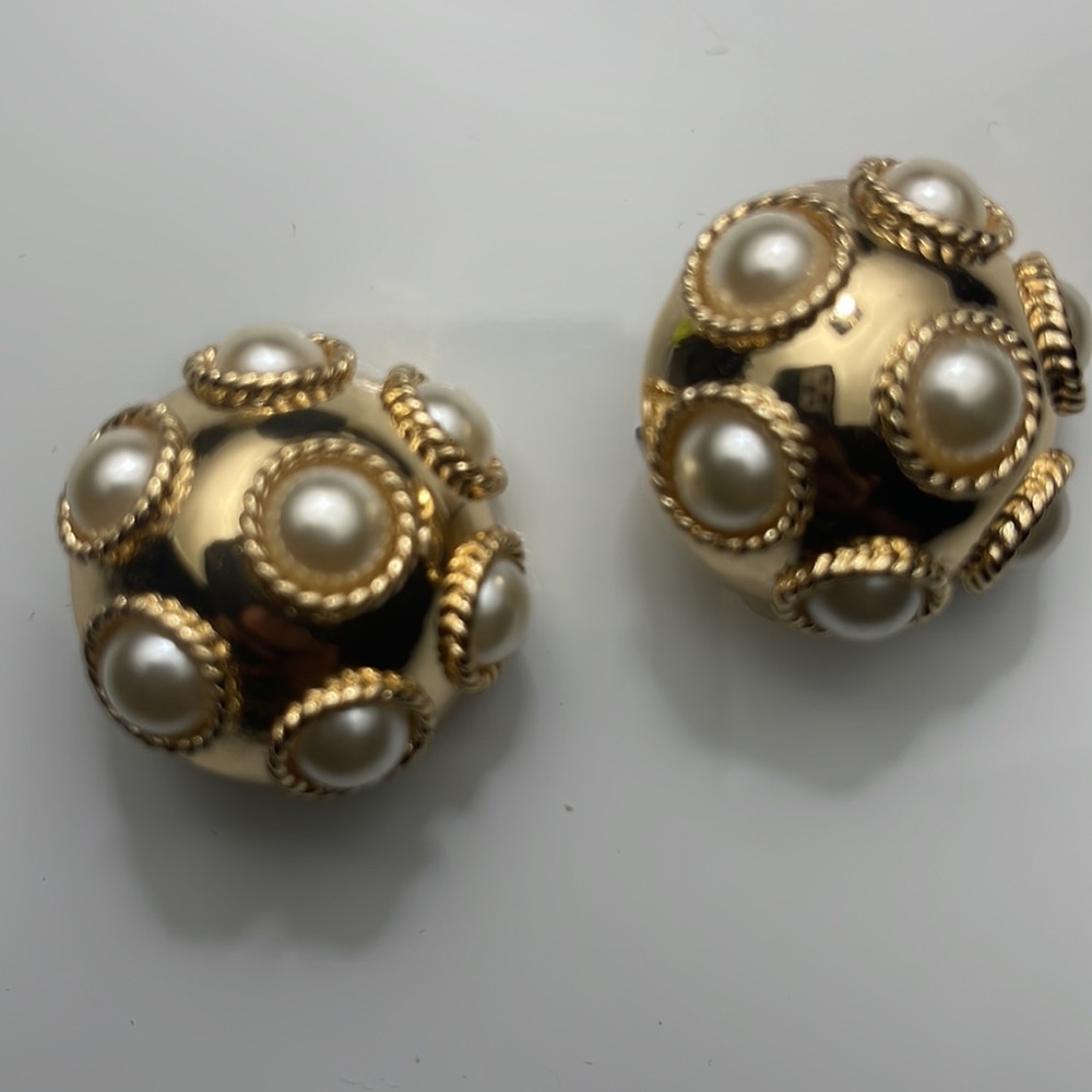 Banana Republic Pearl and Gold Tone Pierced Earrings